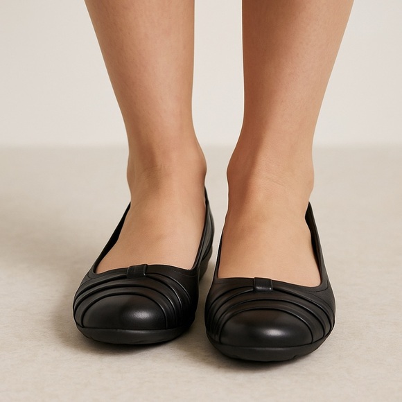 SOUL Naturalizer Black Loafers with Comfort and Style - Picture 1 of 9